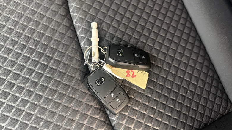 Mazda 2 Hybrid 1.5i Hybrid Homura 5dr CVT Hybrid Hatchback